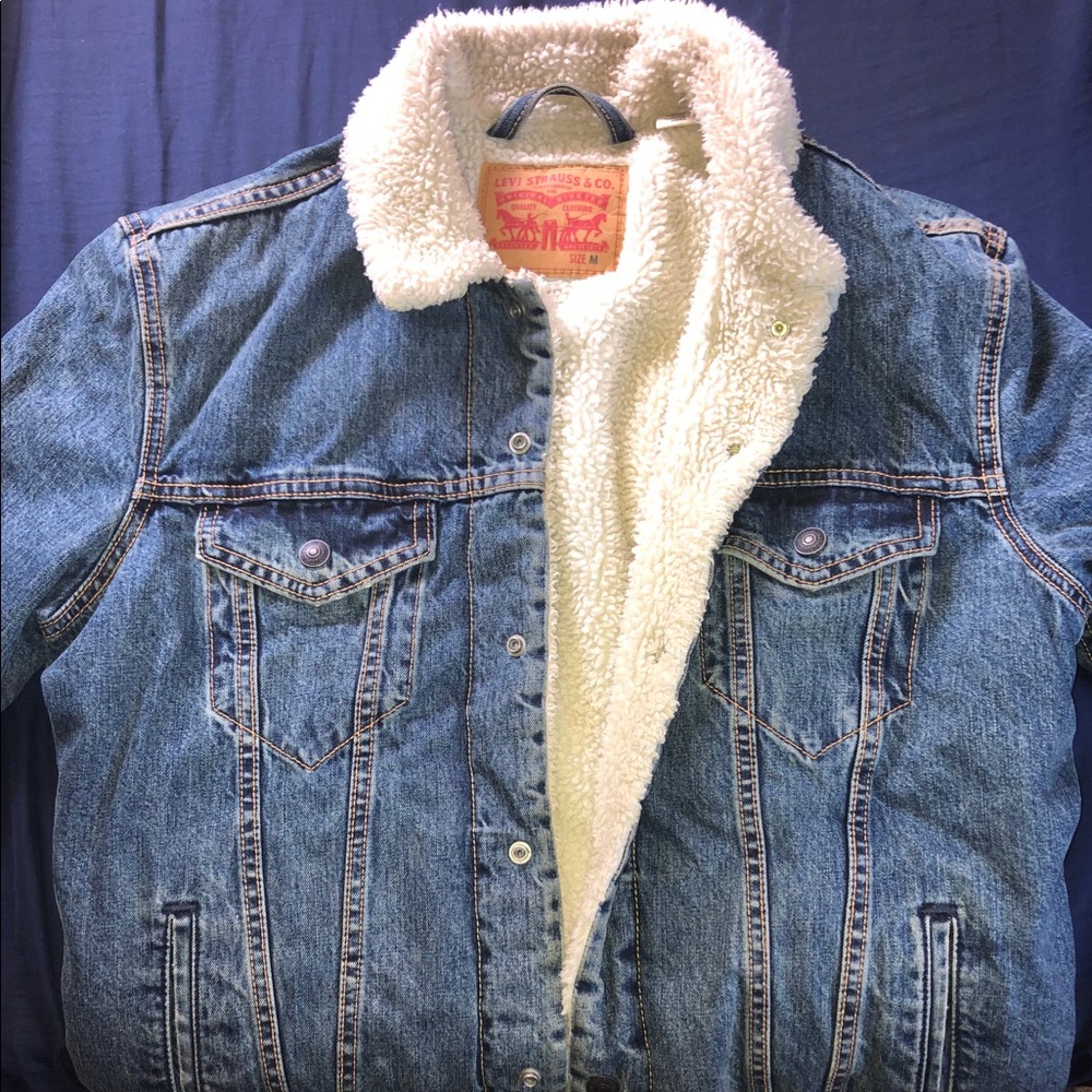 Levi’s Sherpa lined denim jacket